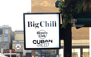 White bar sign